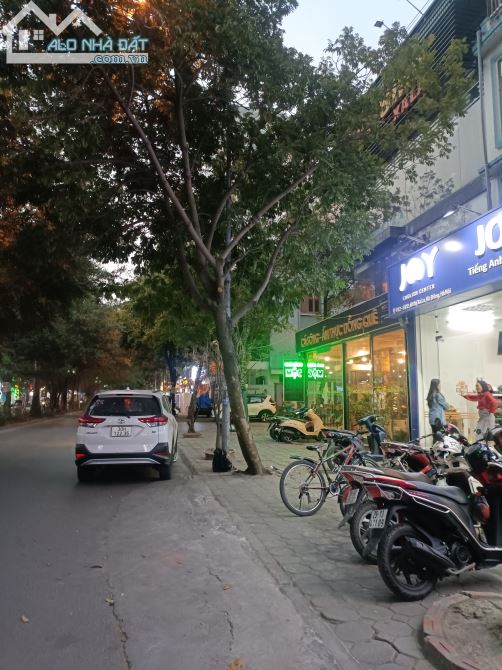 Bán biệt thự 165m mt11m khu đô thị văn Khê 4t thang máy đẳng cấp