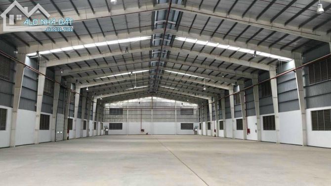 Cần cho thuê 1600m2 nhà xưởng mới tại Yên Viên - 1