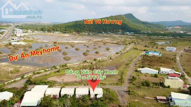 Chủ cần bán mảnh đất thổ cư đối diện công viên và cách biển 1km Phú Quốc - 1