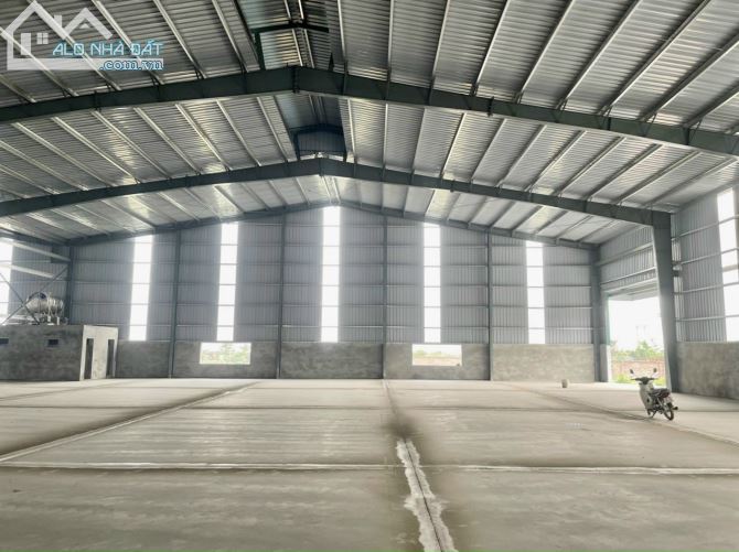 Cần cho thuê 3.300m2 nhà xưởng xây mới giá rẻ - 3