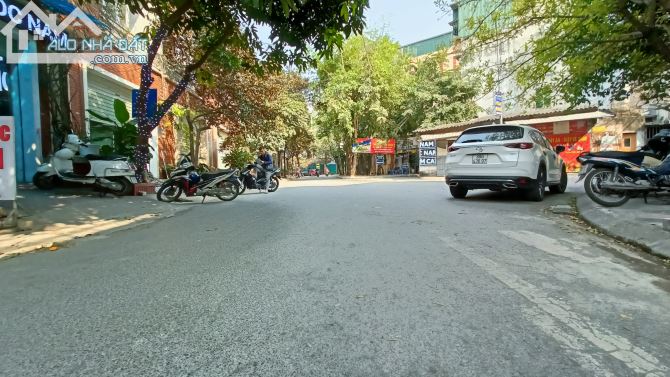 BÁN BIỆT THỰ LIỀN KỀ LÀNG VIỆT KIỀU CHÂU ÂU - 77M2 XÂY 5 TẦNG GIÁ 22 TỶ