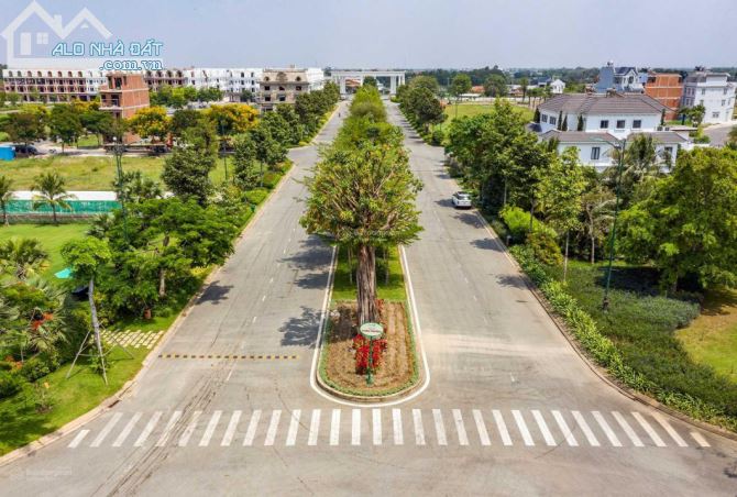 Cần bán gấp KDC Five Star Eco City, Đinh Đức Thiện, giá rẻ nhất 2.450 tỷ, 100m2, Sổ hồng