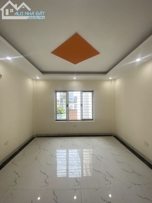 NHÀ 5 TẦNG SAU KĐT DƯƠNG NỘI – CV THIÊN VĂN HỌC. CÁCH AEON HÀ ĐÔNG 5P. NGÕ 4 CHỖ TỚI CỬA. - 3