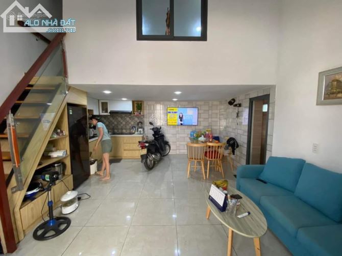 Bán nhà hẻm xe tải Đường Phan Văn Trị 35m2 (6m x 6m), 3 tầng, P11, chỉ 4,4 tỷ