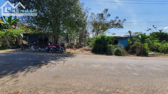 Bán lô đất thổ cư thôn Đông xã Sông Cầu Huyện Khánh Vĩnh 357m2 và 361m2