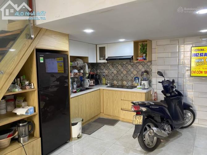 Bán nhà hẻm xe tải Đường Phan Văn Trị 35m2 (6m x 6m), 3 tầng, P11, chỉ 4,4 tỷ - 1