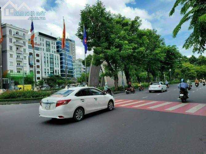 BÁN SIÊU MẶT TIỀN KHU SÂN BAY - PHƯỜNG 2 TÂN BÌNH - DIỆN TÍCH KHỦNG 13,5x22M - CHỈ 95TỶ TL - 1