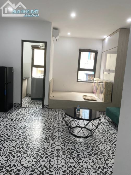 💥 Bán Nhà Mặt phố Đê La Thành, Đống Đa, 80m2 6T Thang máy, MT 4.5m, Chỉ 14.3 Tỷ 💥 - 2