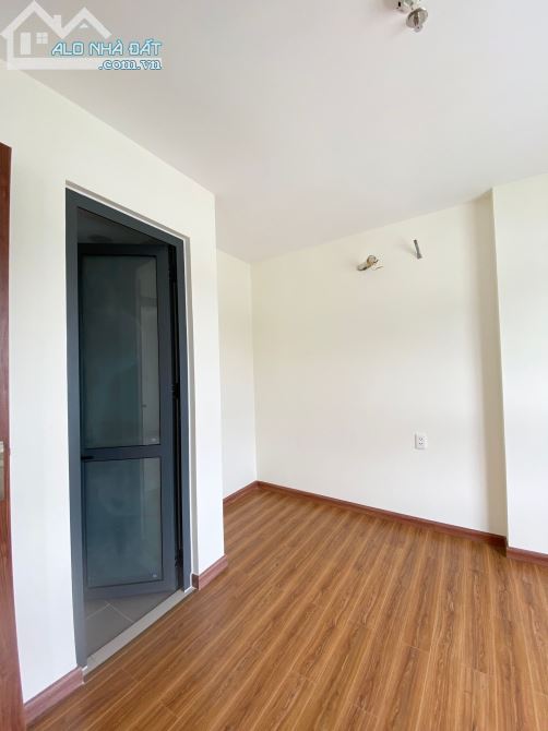 Bán Căn Hộ chung cư Thịnh Phát 1.45 Tỷ , tầng 7 . 60m2- Sổ Hồng lâu dài