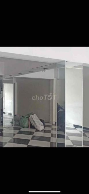 Cho thuê nhà nguyên căn số 320 Lê Quang Định, quận Bình Thạnh - 1