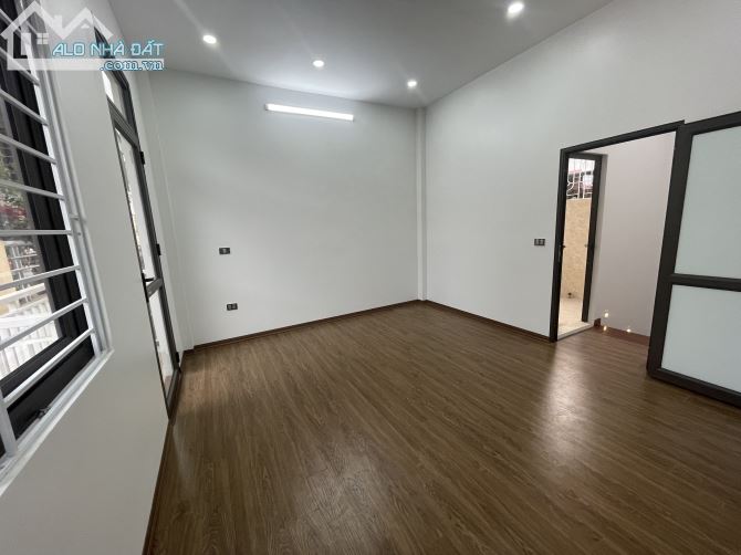 MẶT NGÕ KINH DOANH VÕNG THỊ, GẦN HỒ, NGÕ THÔNG, SỔ VUÔNG, 32M2, 4T, MT4,6M GIÁ 13 TỶ - 2