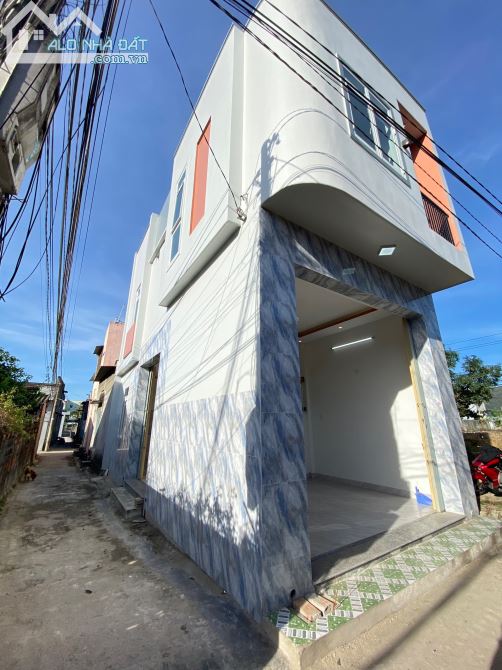Bán 2 nhà mới xây, 2 mặt tiền,đường Âu Cơ, TP.Quy Nhơn giá chỉ 1tỷ300 - 4