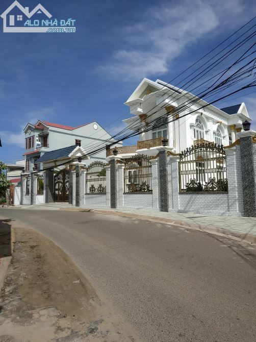 Giá tốt nhất-Đất Nguyễn Minh Châu-Mũi Né-Phan Thiết-2 lô LK 124m2 thổ cư/1 lô. - 1