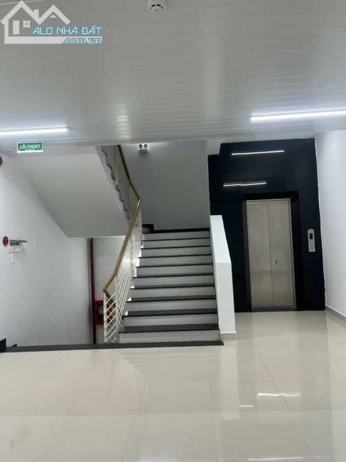 TÒA NHÀ MỚI XÂY 5 LẦU THUÊ LÀM VĂN PHÒNG - 5