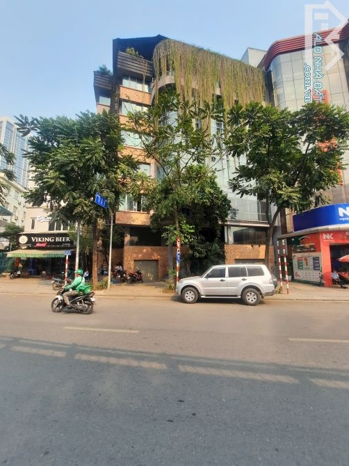 Cho thuê văn phòng mặt phố Nguyễn Chí Thanh, Ba Đình, 150-160m2 thông sàn, có đh, hầm, 40t