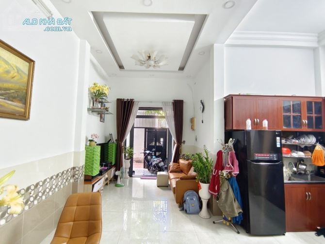 Biệt thự mini Phạm Văn  Hai – Tân Bình, 54m2, 4 tầng, 3 phòng ngủ giá 6.5 tỷ. - 1