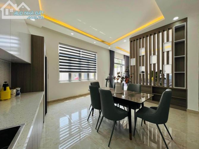 Bán nhà 1 sẹc Nguyễn Thái Sơn, 127m2, ngang khủng 9m, 3 lầu, gần ĐH Công Nghiệp, 9 tỷ - 1