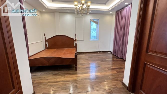 Cho Thuê Biệt Thự P. Tân Thành, Q.Tân Phú, DT: 9x20m, Hầm trệt 2 lầu. - 4
