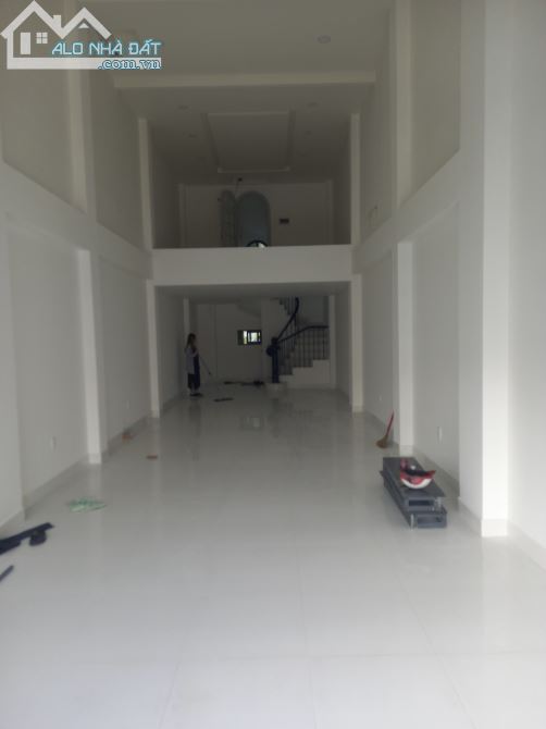 Tòa Nhà Mới Xây💥 Mặt Tiền Phan Văn Trị P10💥Ngay Ngã Tư 5X18M.4 Lầu.50Triệu - 1