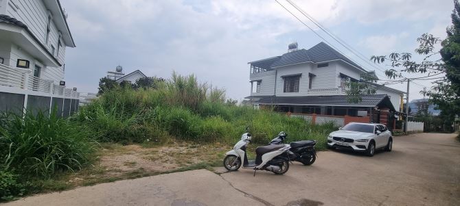 Cần bán lô đât xây biệt thự Nam Hồ - p11- tp Đà Lạt. 304m² - 12ty - 1