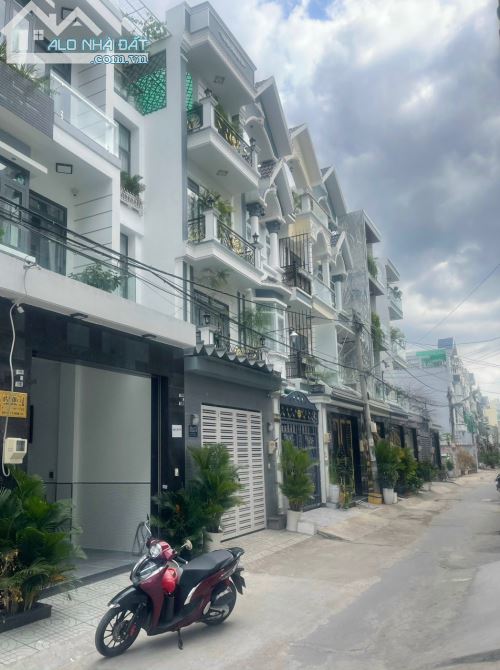 Nhà 70m2 xây 3 lầu sân thượng đường Huỳnh Tấn Phát, thị trấn Nhà Bè - 3