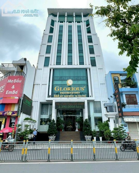 Bán khách sạn 4 sao MT 3A Võ Văn Tần, P. 6, Quận 3. DT: 10x38m nở hậu, 9 tầng, giá 380 tỷ