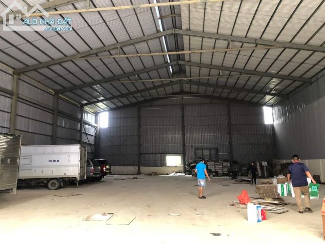 CTY CHO THUÊ 7000M2 NHÀ XƯỞNG NGAY NGÃ TƯ LÁNG HÒA LẠC. - 1