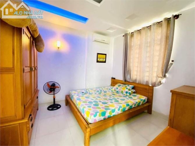CỰC HIẾM Không Lỗi tử vi- Phường 3 GV- 70m²-(4.5mx16m)- Nhỉnh 5 Tỷ- Ở và hoạt động tốt - 2