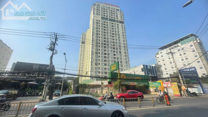 Bán 500m2 đất MT Nguyễn Thị Thập giá 80 tỷ. - 2