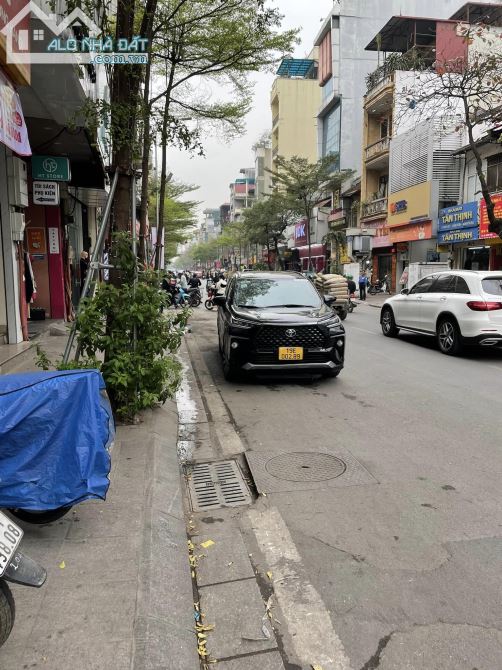 💥 Rẻ Nhất Mặt Phố Khâm Thiên, KD vô đối, 70m2 4 MT 4.5m, Xây tòa siêu đẹp 💥 - 3