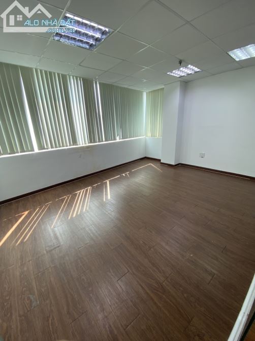 Sàn VP 70m2-240m2, Đường Cống Quỳnh, P.Phạm Ngũ Lão, Quận 1 chỉ 14,5$/m2