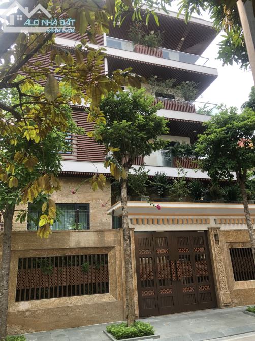 Cho thuê biệt thự FULL ĐỒ tại Imperia Nguyễn Tuân .DT : 170 M * 4 Tầng . MT : 10 M . - 1