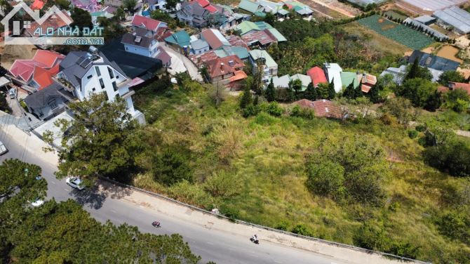 Bán lô đất xây khách sạn view thung lũng mặt tiền đường Hùng Vương thành phố Đà Lạt - 2