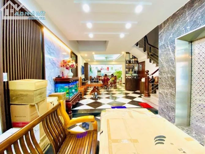 BÁN NHÀ NGUYỄN VĂN HUYÊN, CẦU GIẤY- Ô TÔ TRÁNH- 60M2, 5 TẦNG_ LÔ GÓC 3 THOÁNG_ GIÁ 20.8 TỶ - 2