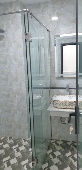 ChủNgợp Giảm 5tỷ,Bán Rẻ Nhà Hẻm Xe Tải Thông KhuSânBay P2 TânBình,70m2,Ngang5m,5Tần,10tỷ28 - 3