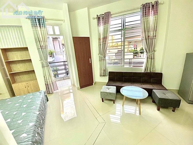 ChủNgợp Giảm 5tỷ,Bán Rẻ Nhà Hẻm Xe Tải Thông KhuSânBay P2 TânBình,70m2,Ngang5m,5Tần,10tỷ28 - 4
