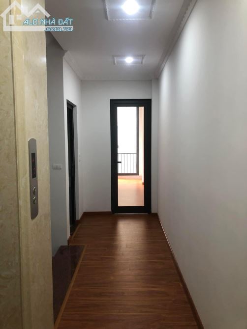 Bán Nhà Đặng Thuỳ Trâm Cầu Giấy 55m2x6T vỉa Hè Thang máy Ô Tô Tránh - 2