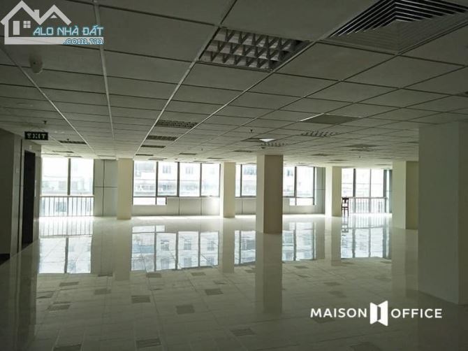 💥 Tòa Văn Phòng Mặt Phố Dịch Vọng Hậu, Cầu Giấy, 550m2 11T thang máy, MT 16m, Chỉ 390 Tỷ - 2