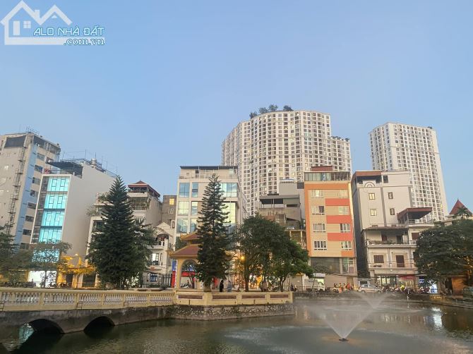 💥 Mặt phố Cự Lộc, View Hồ, 58m2 3T MT 5.8m, KD An sinh đỉnh cao, Chỉ 10.8 Tỷ  💥