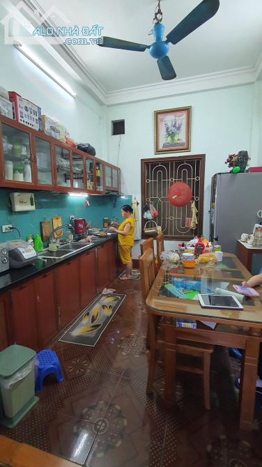 Bán nhà Tây Sơn, Đống Đa 40m, 5 tầng, mặt tiền 3.3m, chỉ 5.48 tỷ - 1
