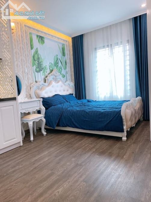 Bán nhà phố Nguyên Hồng, Đống Đa. Dt 84 m2, xây 8 tầng thang máy, MT 7m. Giá 28.6 tỷ. - 4