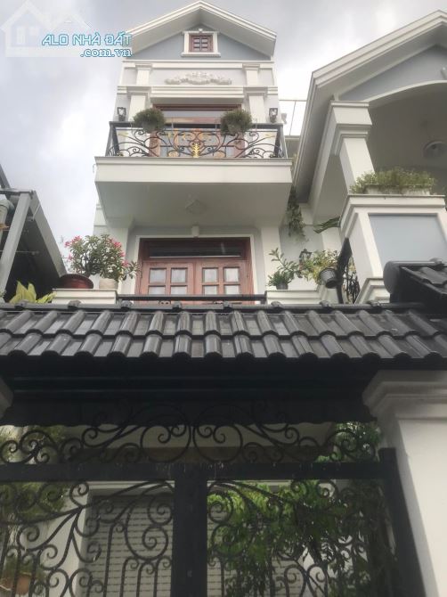 Nhà 3 lầu hẻm xe hơi Xô Viết Nghệ Tĩnh, P.17, Bình Thạnh, 95m2. Giá 12.5 Tỷ