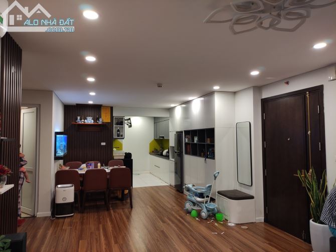 Cho thuê căn hộ chung cư cao cấp Lê Văn Lương 110m 3pn full cao cấp chỉ 18tr/tháng - 1