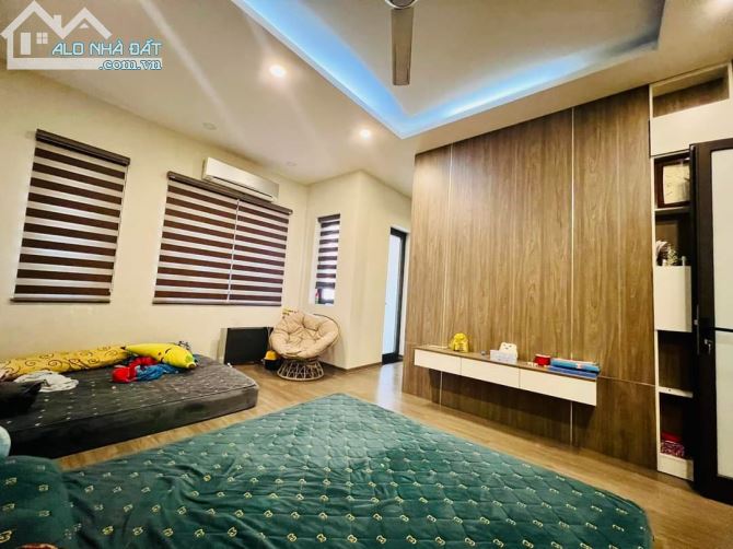 Bán nhà Phân lô Trần Quang Diệu, Đống Đa 5 tầng 65m2 mặt tiền 6m ô tô vào nhà - 4