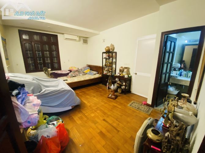 Thang máy, KDoanh Sầm Uất, Bán nhà MP Nguyễn Thiệp 8 tầng DT 82m nở hậu giá có 35 tỷ - 1