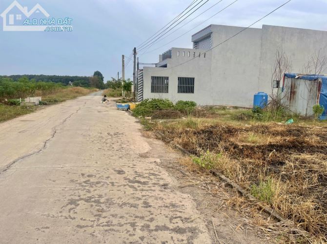 ✨ 5*25m (Full Thổ Cư), đường bê tông 8M, ôtô thoải mái, khu dân cư đông - GIÁ: chỉ 1.25 Tỷ - 2