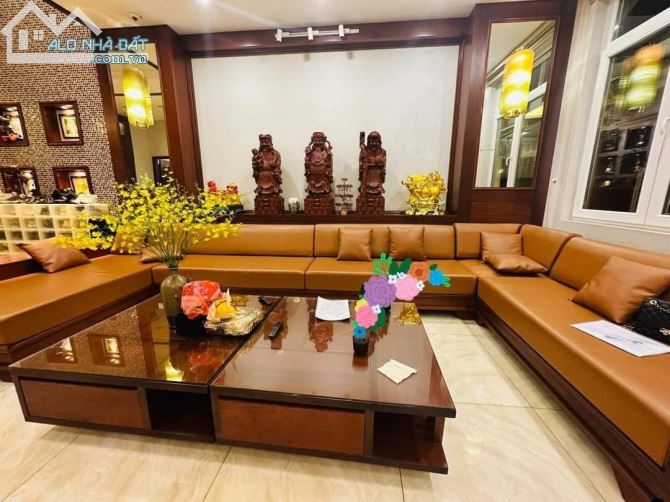 Kẹt Tiền! Bán Nhà 5 Tầng Nguyễn Hữu Thọ, Hoàng Mai, Gara Ôtô, Kinh Doanh. Giá 8,1 Tỷ.
