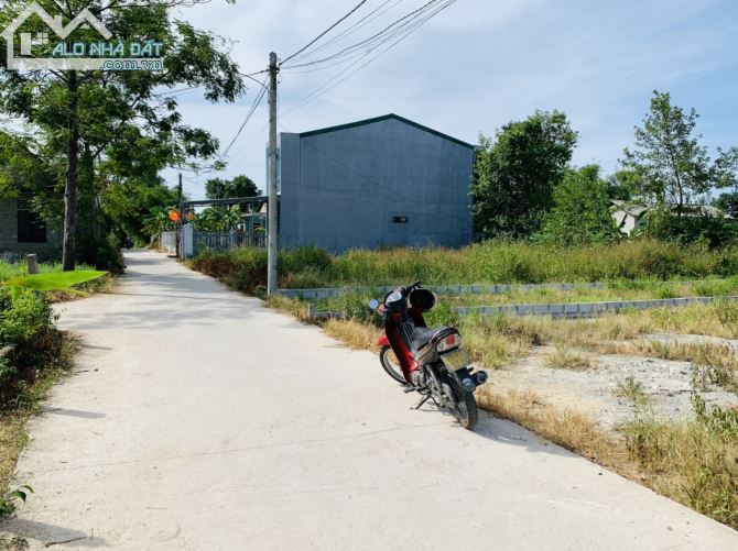 Kiệt Ô Tô Trần Bạch Đằng-Phường Hương Văn -Thị Xã Hương Trà