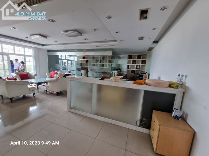 Tòa Building mặt tiền Trần Hưng Đạo Q.1 - Hầm 9 lầu HĐT 700tr giá 250 tỷ - 1