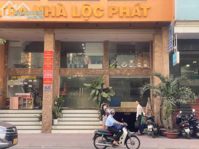 Cần bán tòa văn phòng  Bạch Đằng 10x14m, 7 lầu giá 51 tỷ ( khu cao cấp sân bay) - 1